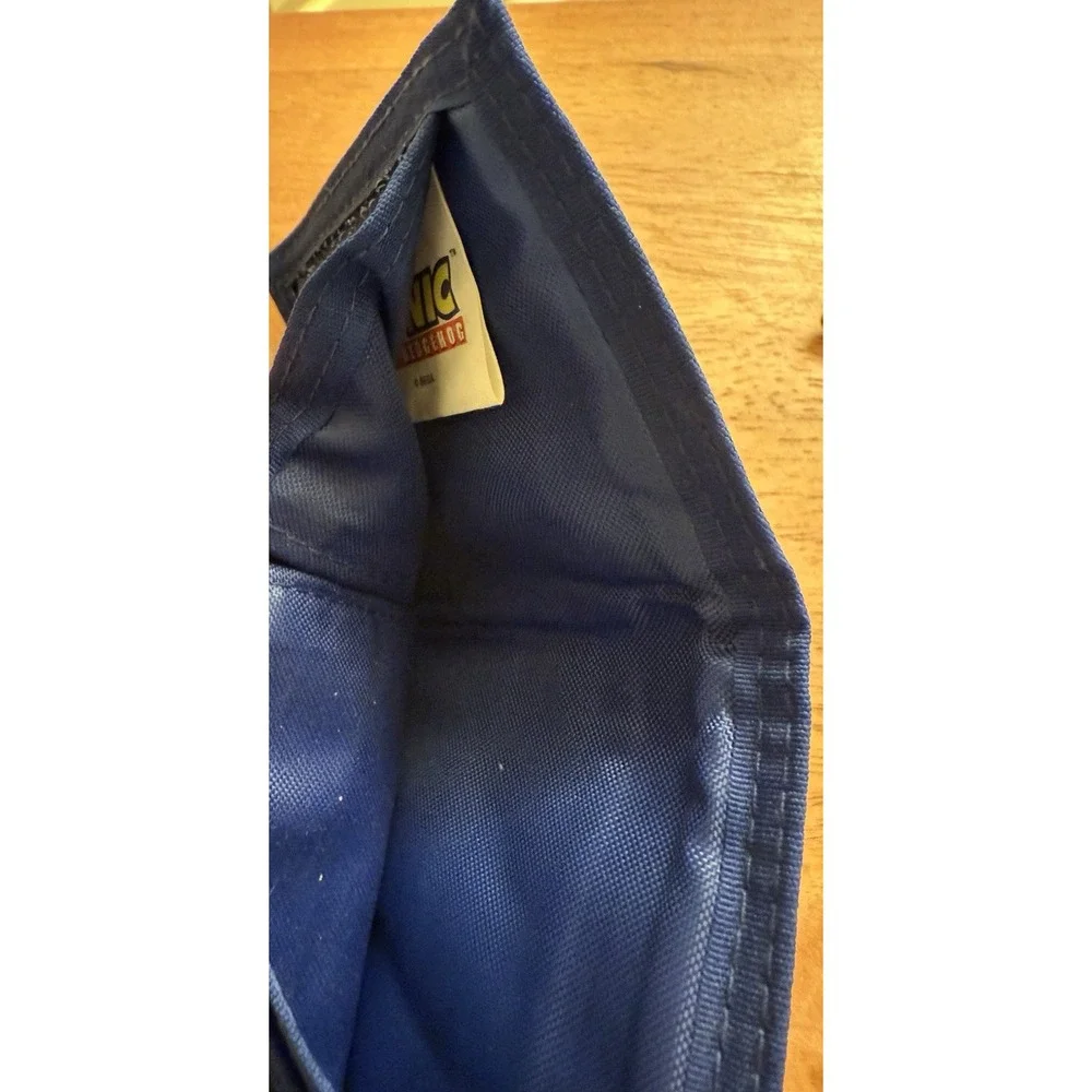 Sonic the Hedgehog Tri-Fold Self Fastening‎ Nylon Wallet. Embossed